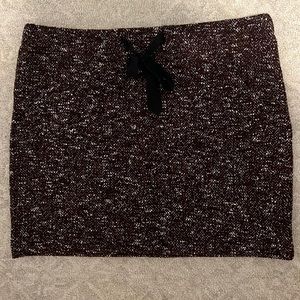 LOFT Red & Black Tweed Jogger Skirt with Elastic Waist, Pockets, and Black Bow